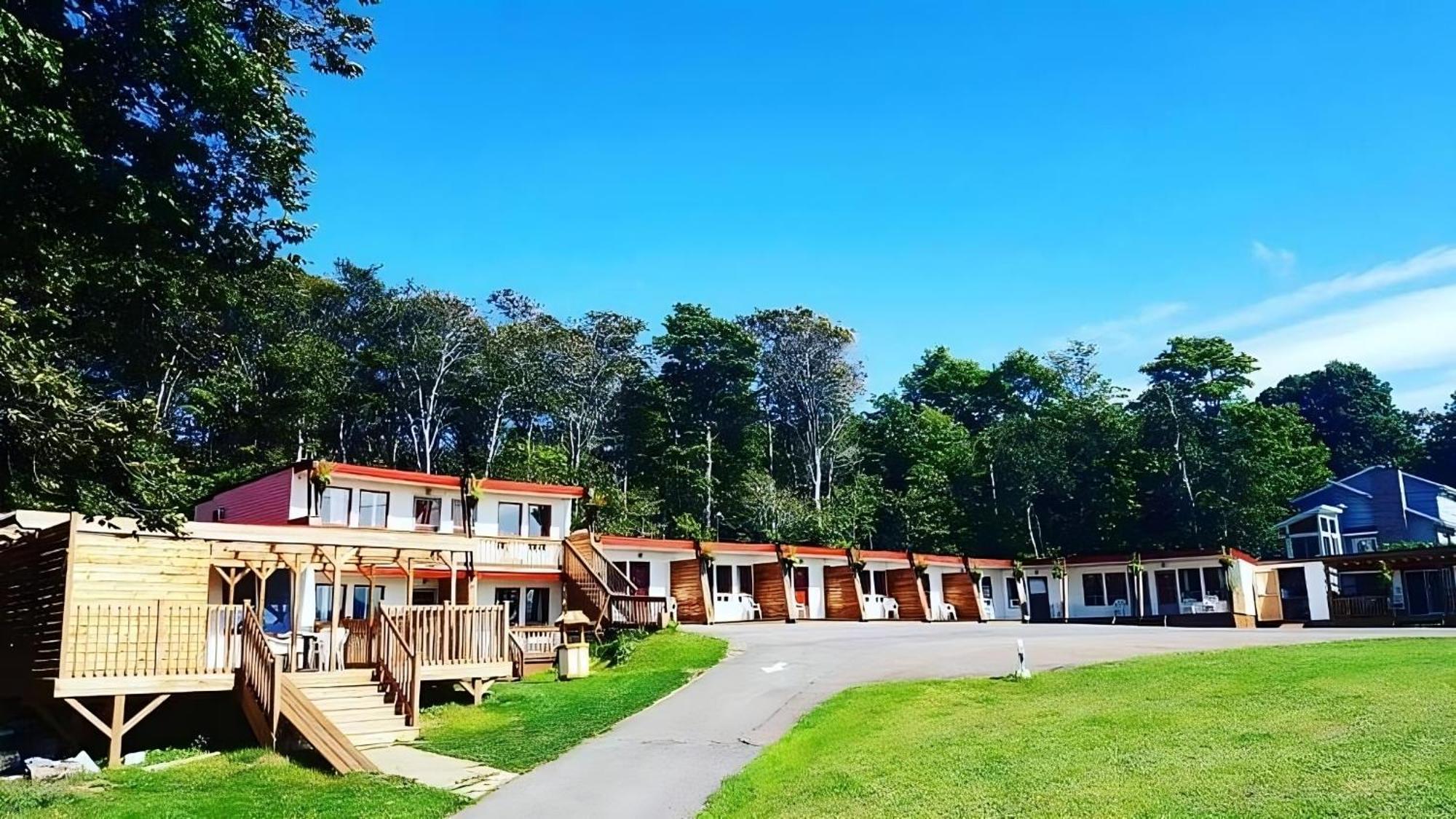 Ile D'orleans Motel